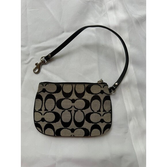 Coach black monogram wristlet - Picture 6 of 8